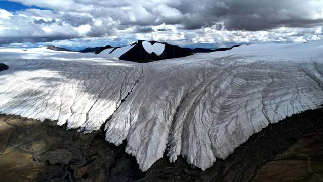 Scientists Discover Thickest Glacier on Qinghai-Xizang Plateau